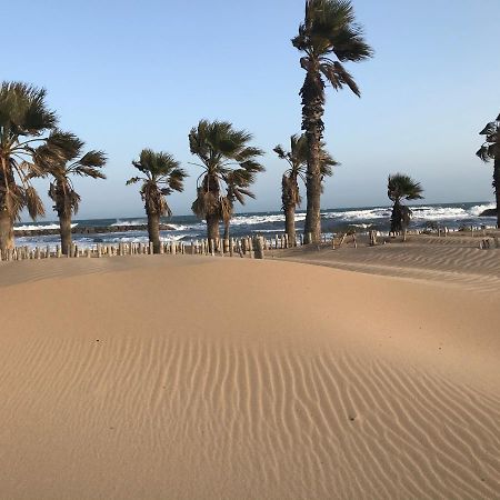 Apartment Newly Renovated Aircond-Wifi-Pool-Sea View-150M To Beaches- Saint Aygulf Exteriör bild